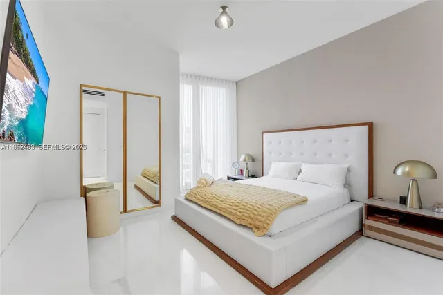 $35,000 | 300 Biscayne Blvd Way, Unit 4104C, Miami, FL 33131