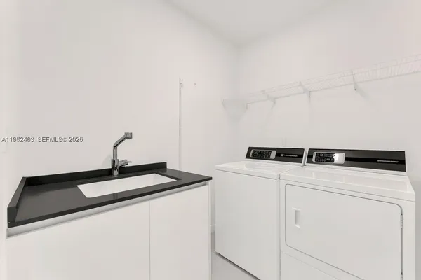 $35,000 | 300 Biscayne Blvd Way, Unit 4104C, Miami, FL 33131