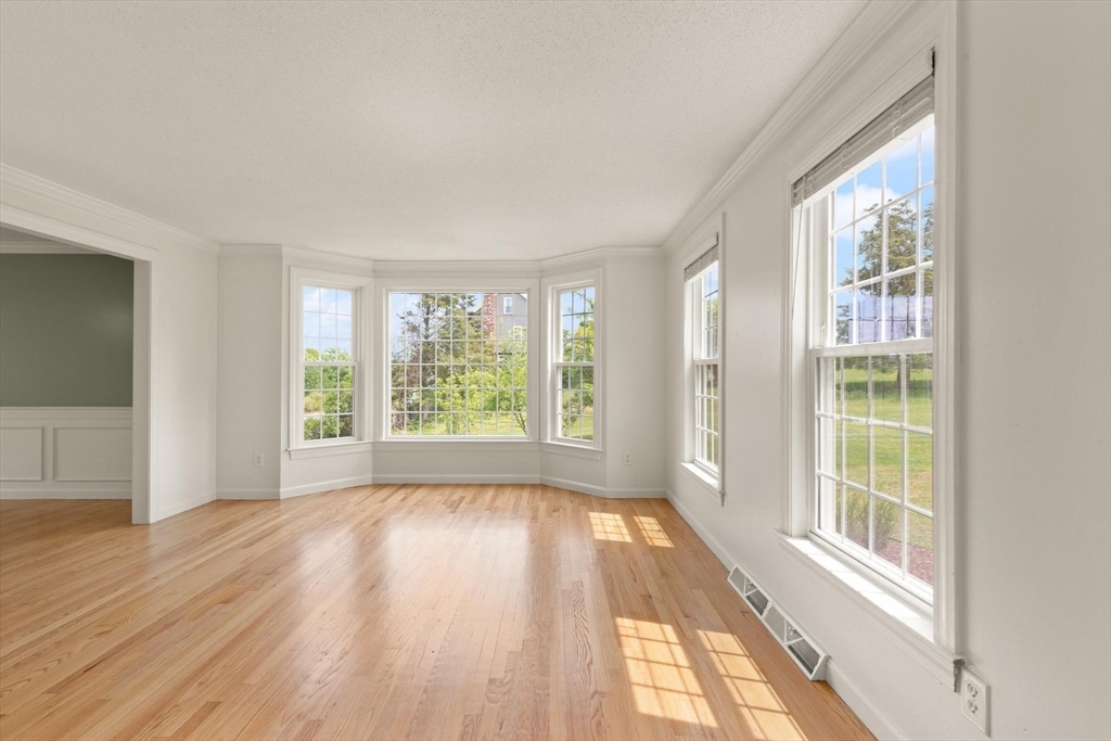 50 Farm Hill Road Wrentham, MA 02093 - Photo 6 of 42