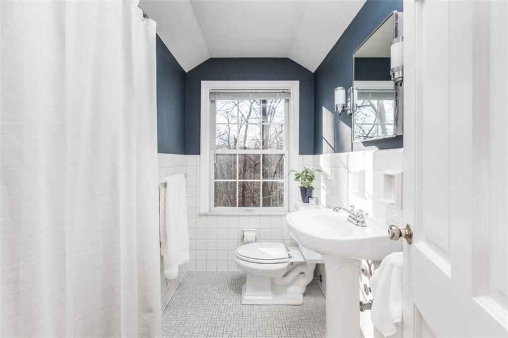 8100 Lantern Road Indianapolis, IN 46256 - Photo 22 of 34 Gallery Image 22