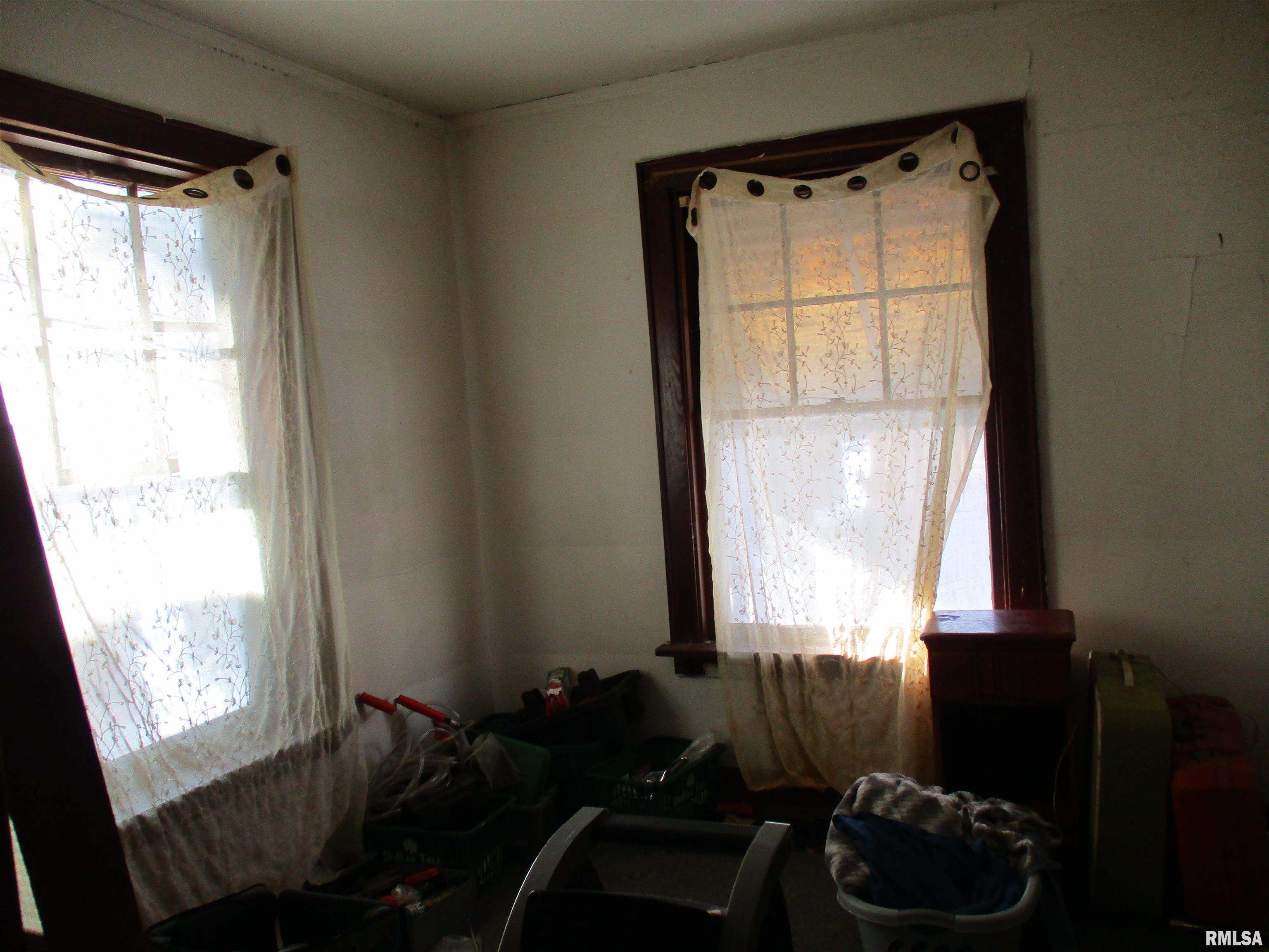 2415 North Prospect Road Peoria, IL 61603 - Photo 11 of 40 Gallery Image 11
