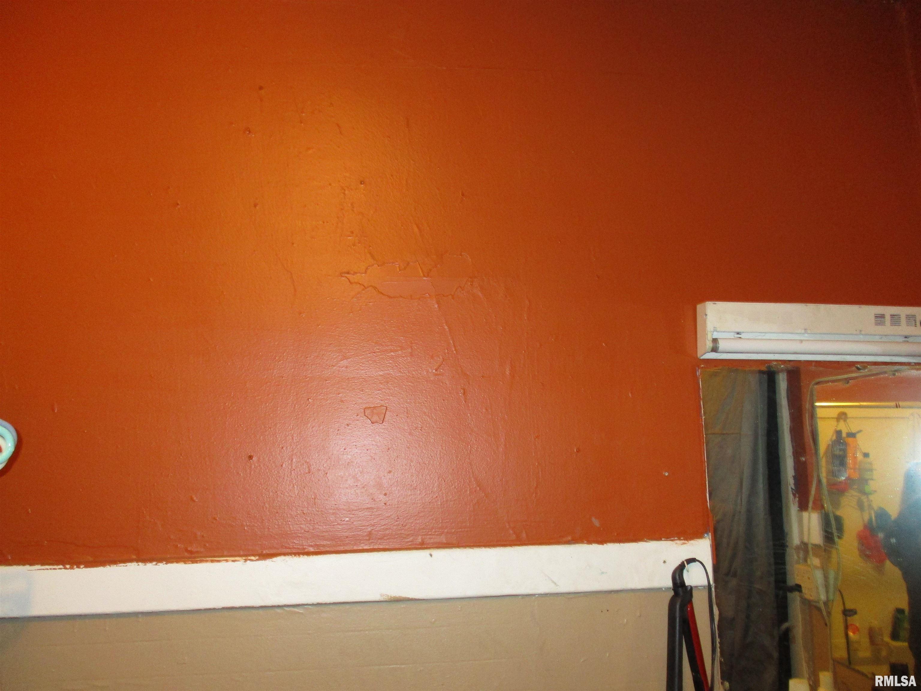 2415 North Prospect Road Peoria, IL 61603 - Photo 19 of 40 Gallery Image 19