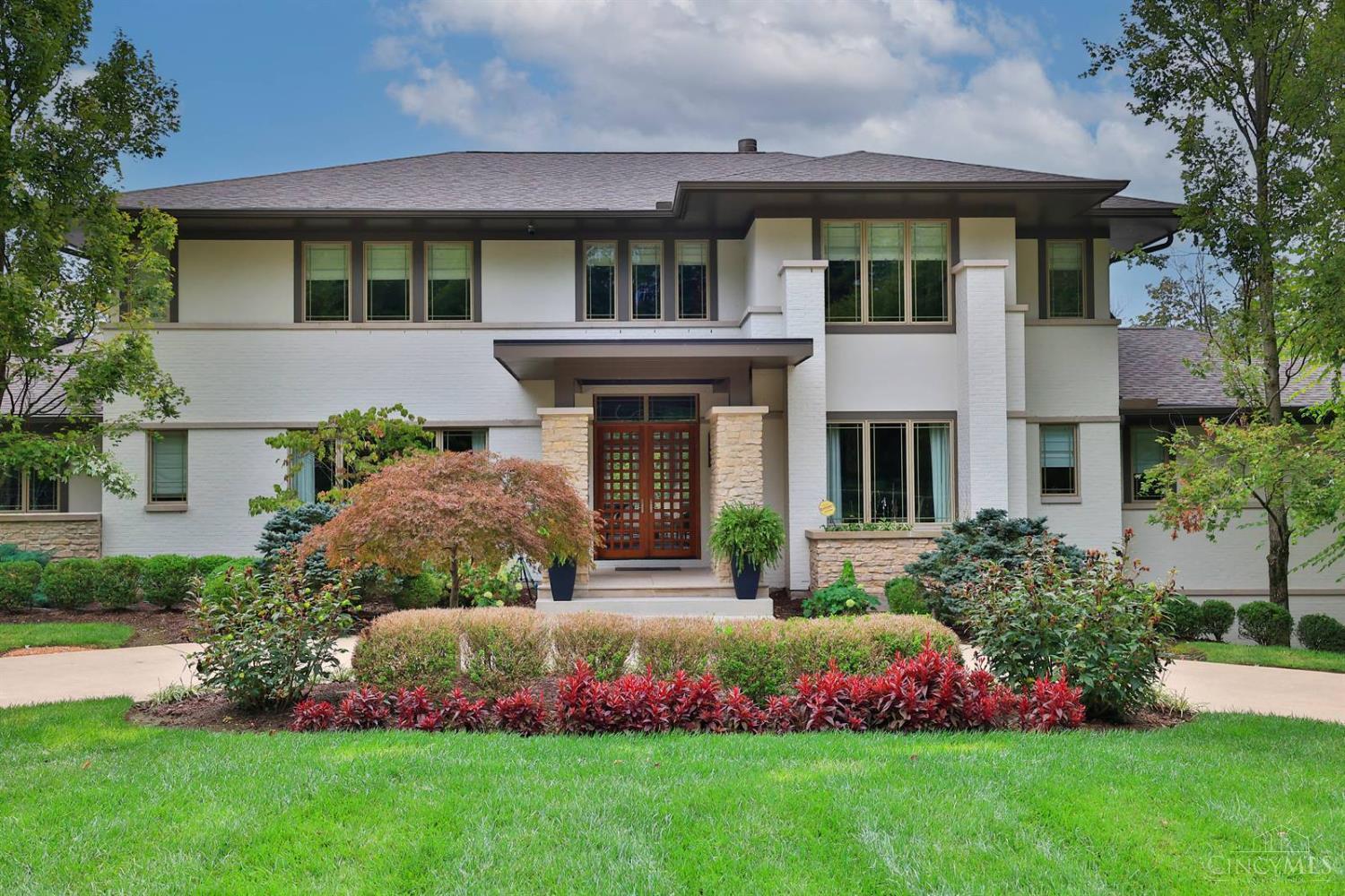 8705 Kugler Mill Road Cincinnati, OH 45243 - Photo 4 of 96 Gallery Image 4