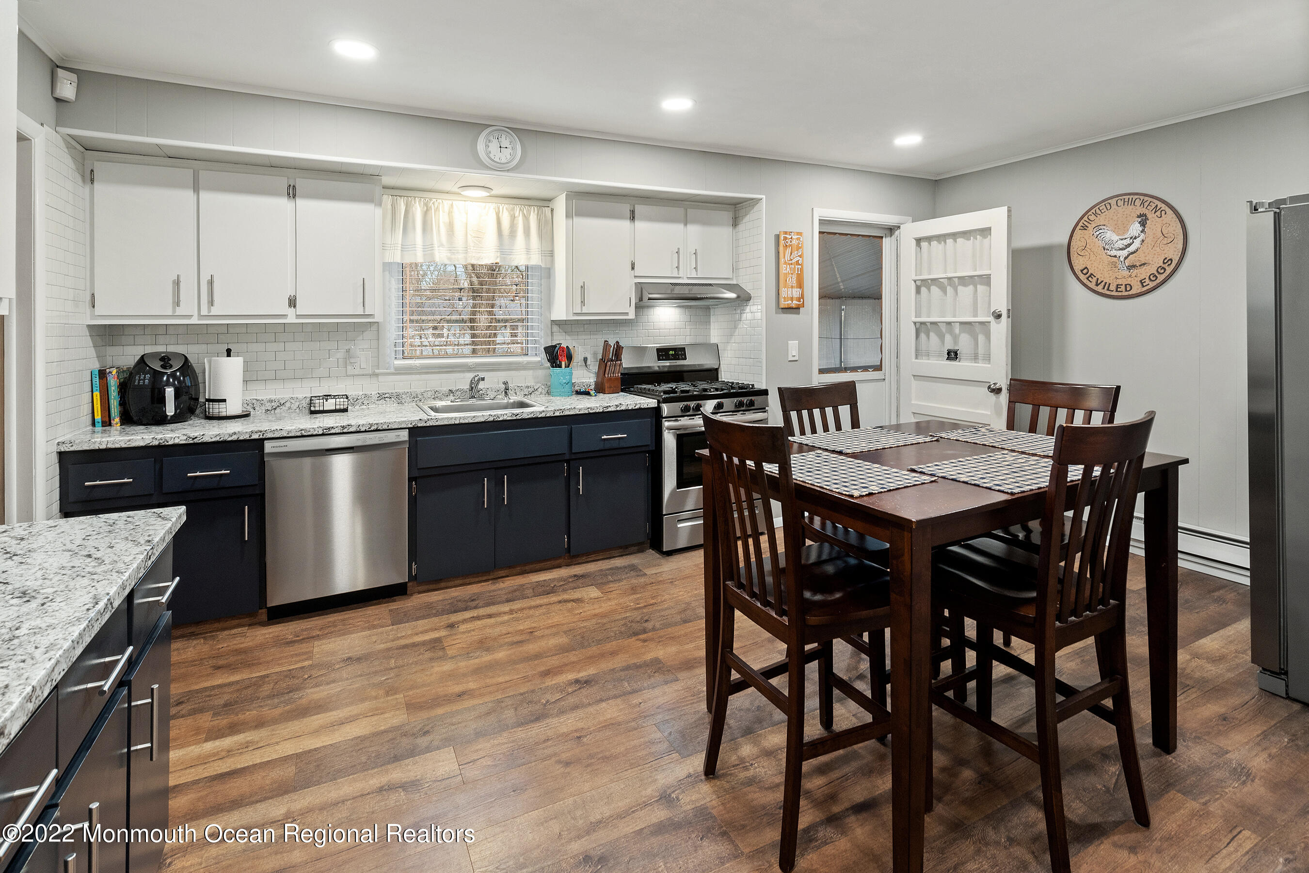 23 Jones Road Forked River, NJ 08731 - Photo 9 of 24 9Kitchen