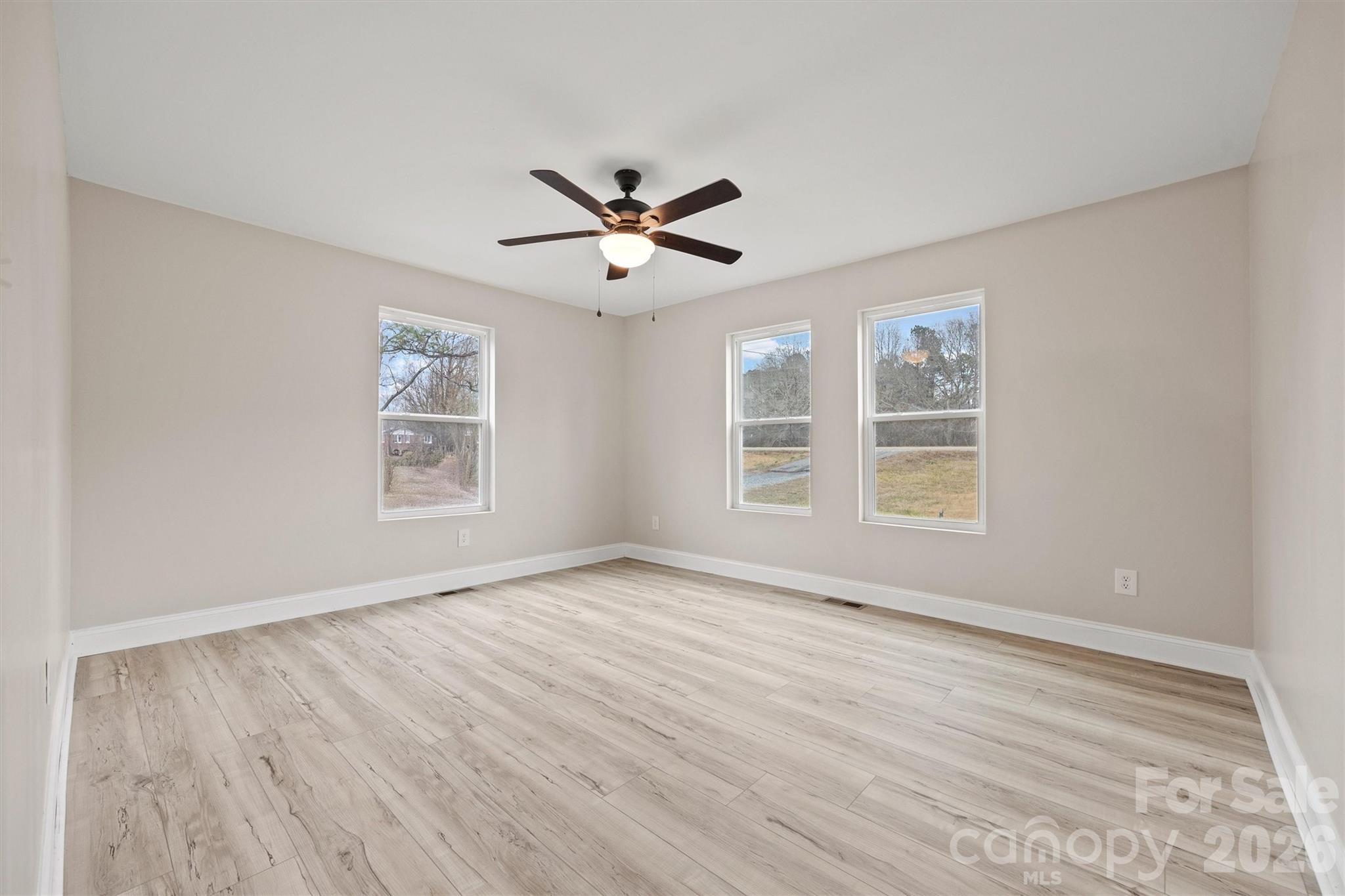 3526 Mt Holly Road Edgemoor, SC 29712 - Photo 11 of 30