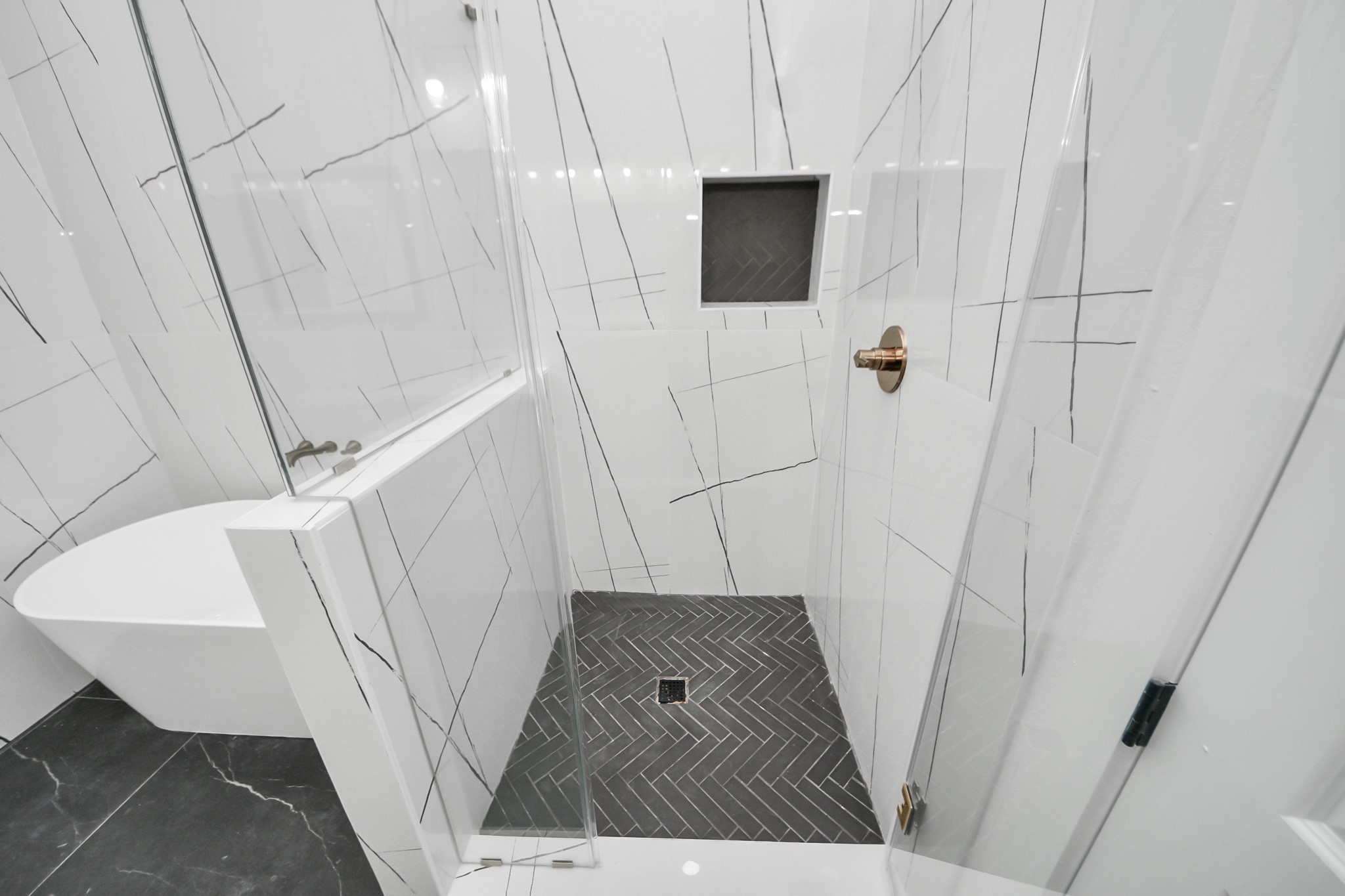 2016 Blodgett Street Houston, TX 77004 - Photo 33 of 49 a view of entryway with wooden floor