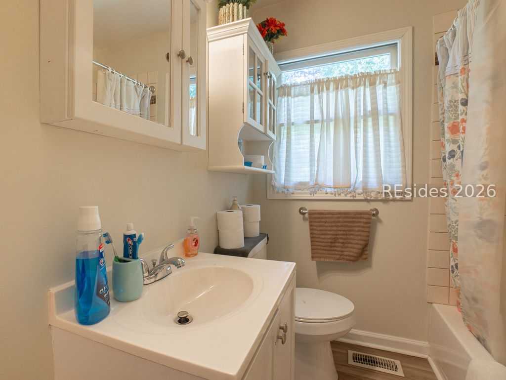 205 Cuttino Road Sumter, SC 29150 - Photo 20 of 23