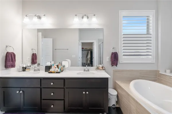 $2,850 | 1514 Arcilla Street, Austin, TX 78741