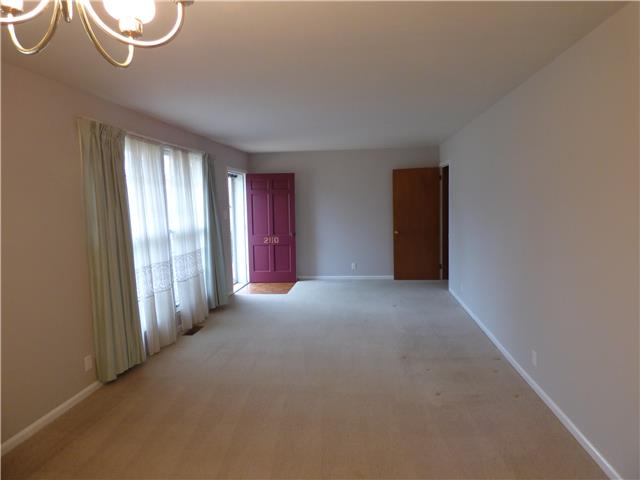 2110 Layton Road Clarksville, TN 37043 - Photo 4 of 21 Gallery Image 4