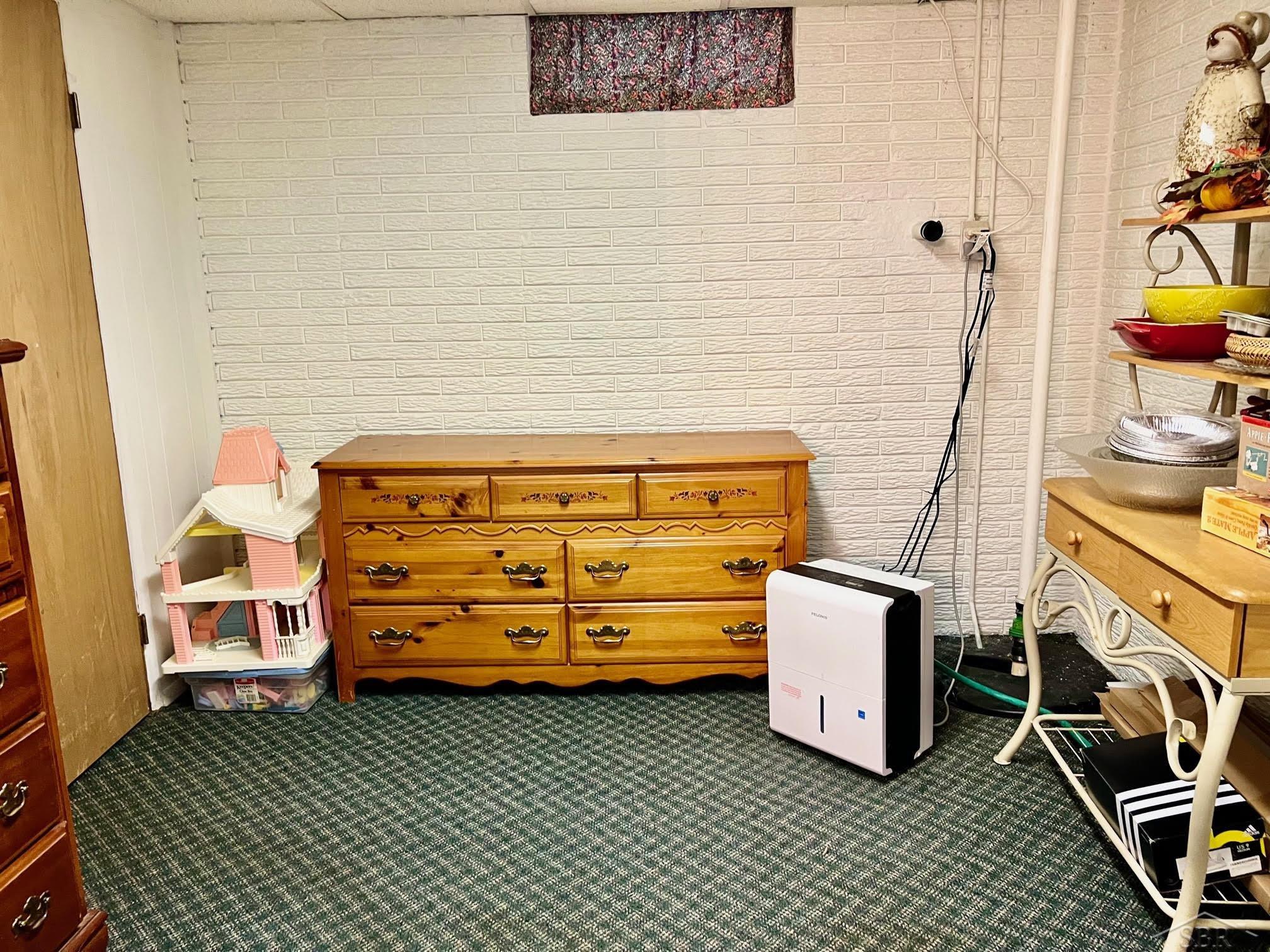 5202 Shattuck Road Saginaw, MI 48603 - Photo 45 of 66 50091412-44.JPG