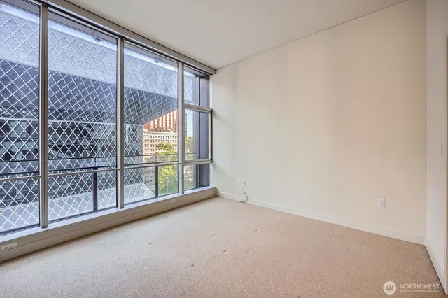 $659,000 | 909 5th Avenue, Unit 701, Seattle, WA 98164