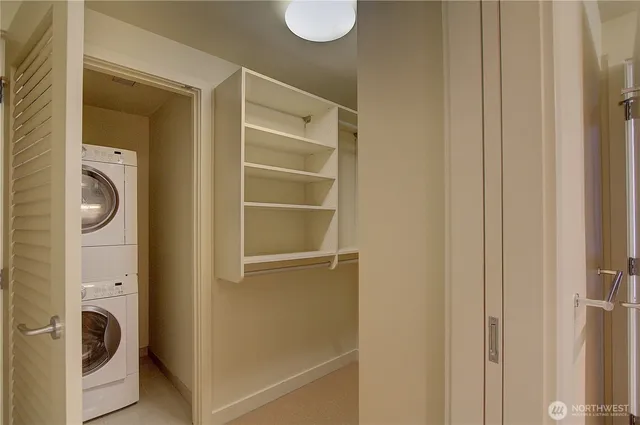 $659,000 | 909 5th Avenue, Unit 701, Seattle, WA 98164