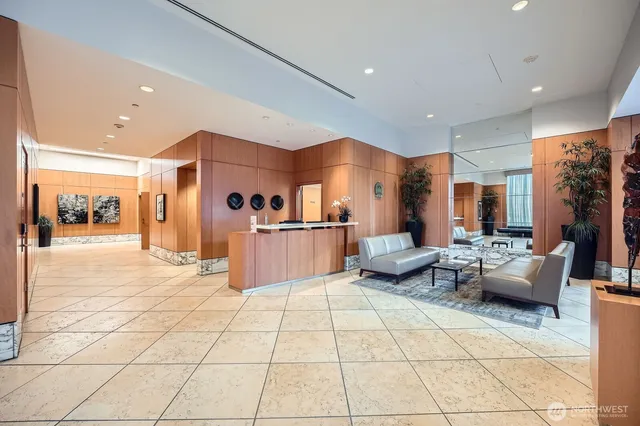 $659,000 | 909 5th Avenue, Unit 701, Seattle, WA 98164
