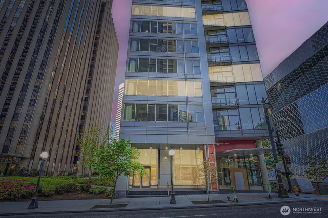 $659,000 | 909 5th Avenue, Unit 701, Seattle, WA 98164