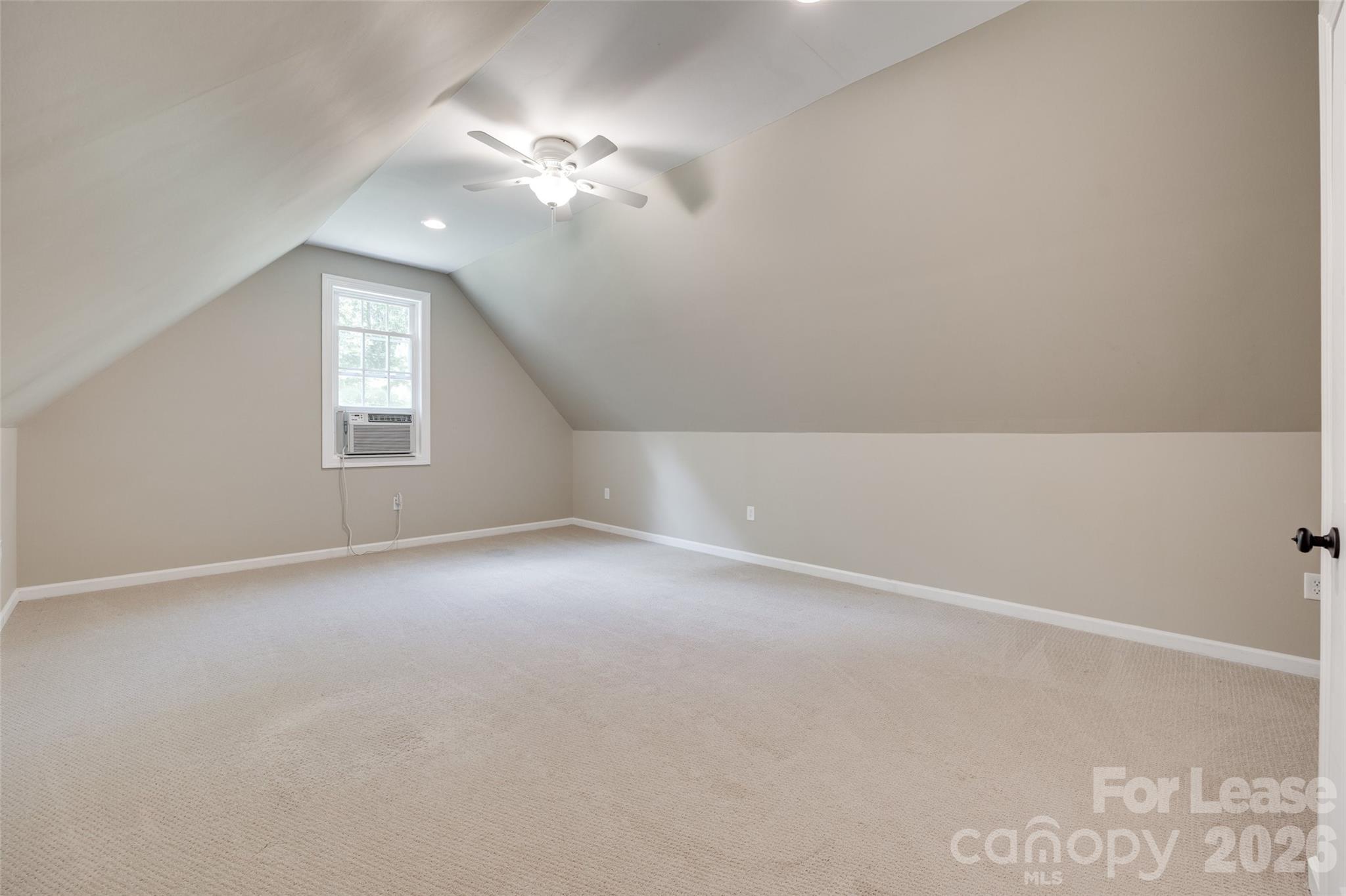 646 Harper Davis Road Clover, SC 29710 - Photo 20 of 33