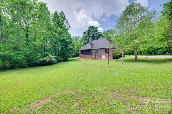 $3,200 | 646 Harper Davis Road, Clover, SC 29710