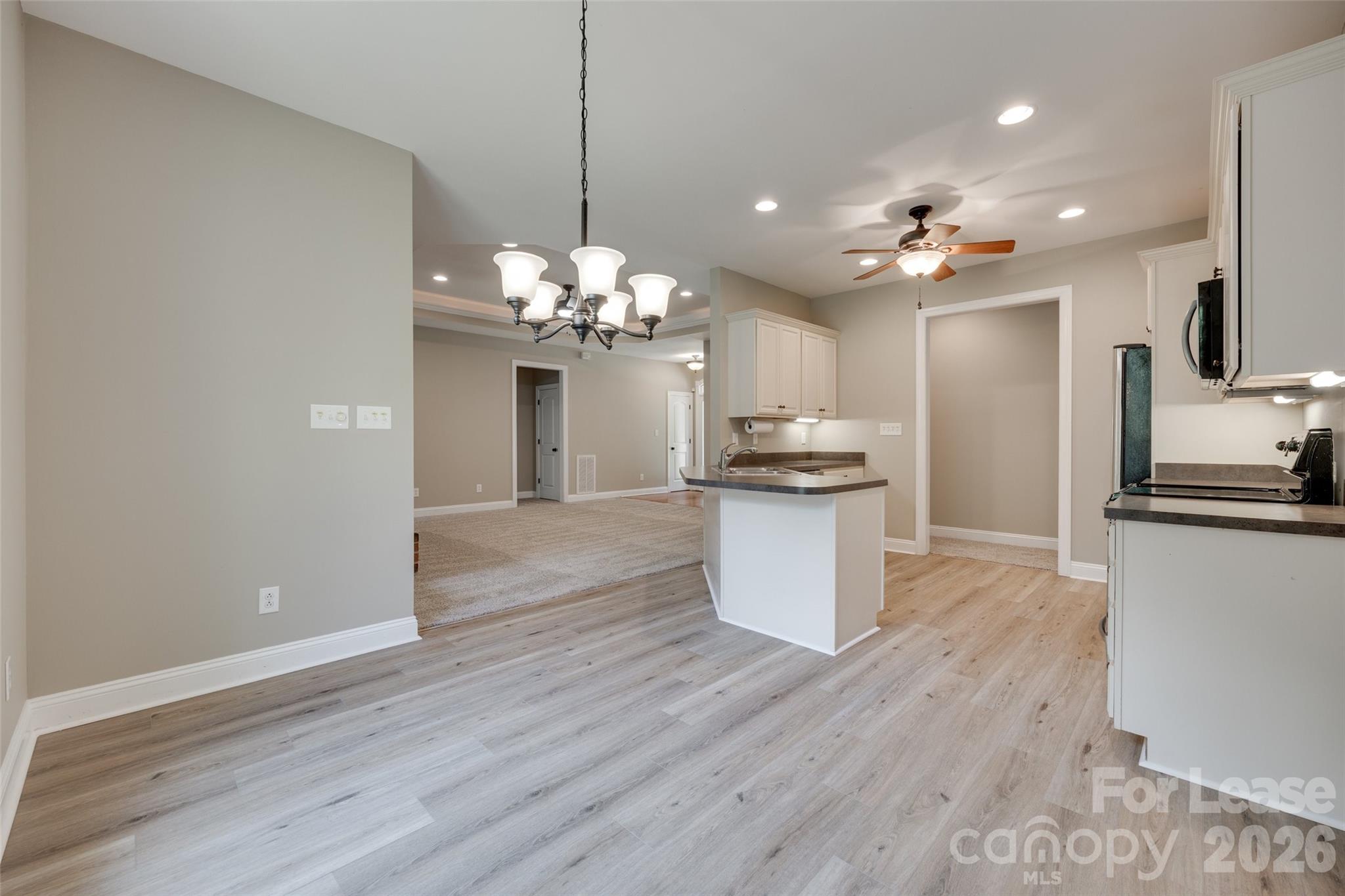 646 Harper Davis Road Clover, SC 29710 - Photo 10 of 33