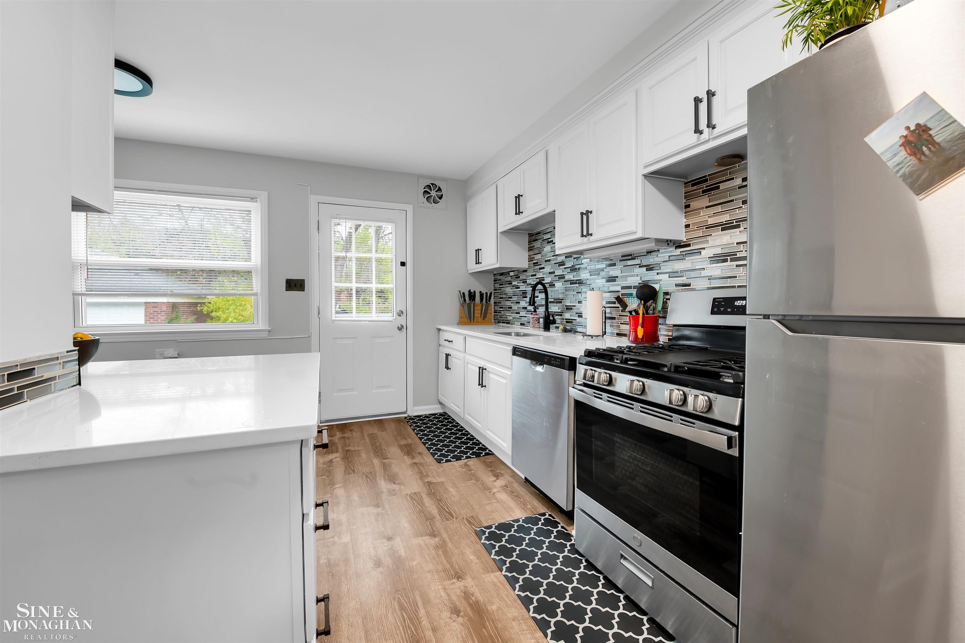 850 Harcourt Road Grosse Pointe, MI 48230 - Photo 6 of 54