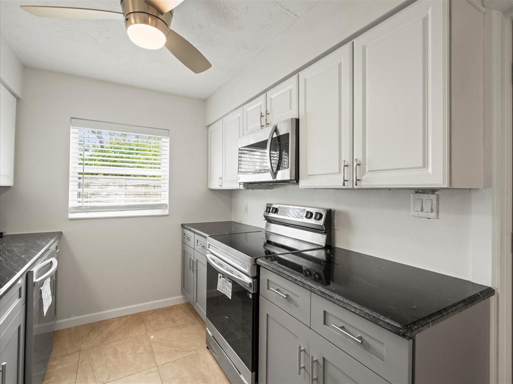 4331 Tahiti Drive Hernando Beach, FL 34607 - Photo 13 of 56