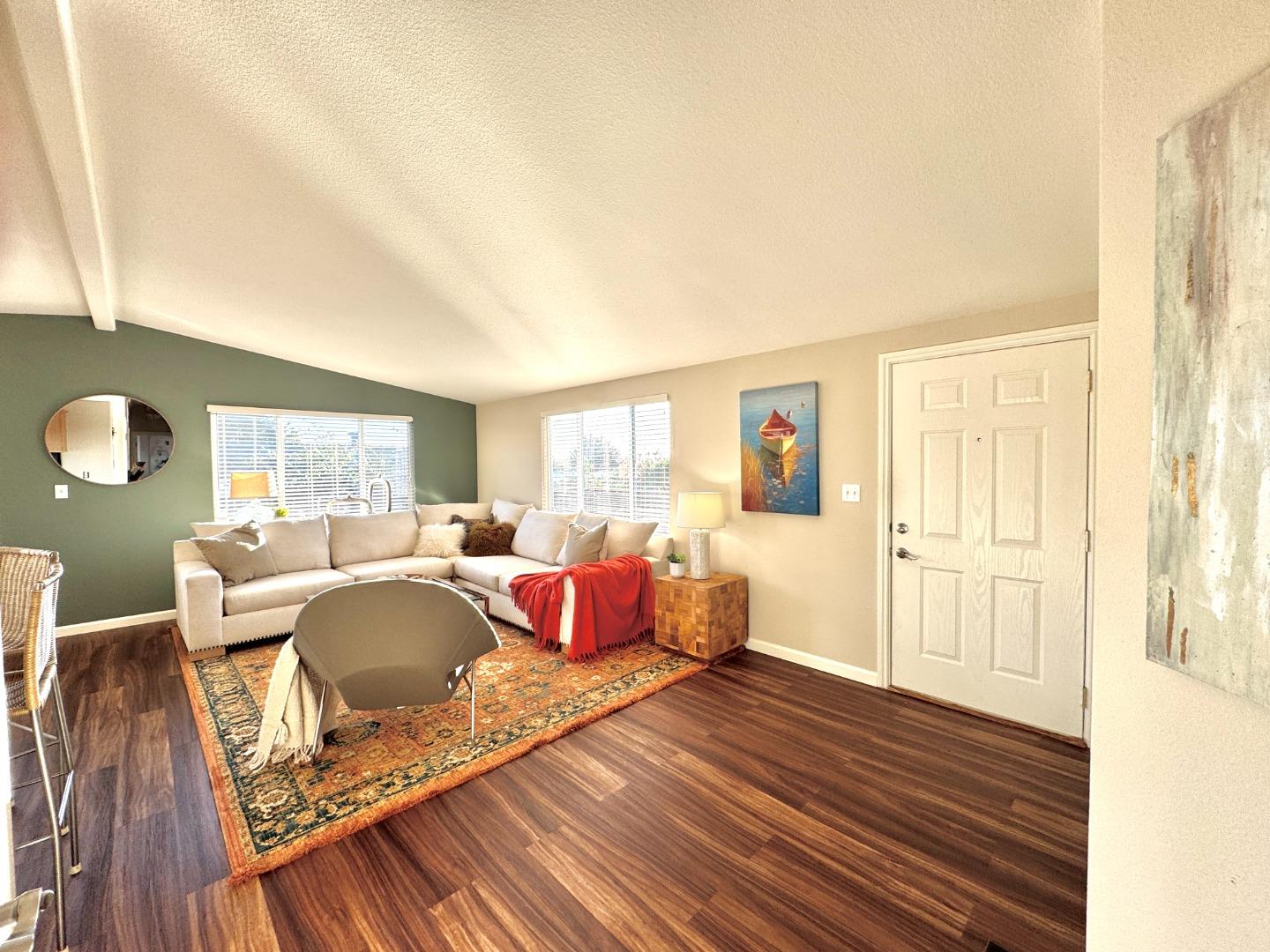 37 Oceanview Avenue, Unit 37 Half Moon Bay, CA 94019 - Photo 5 of 26