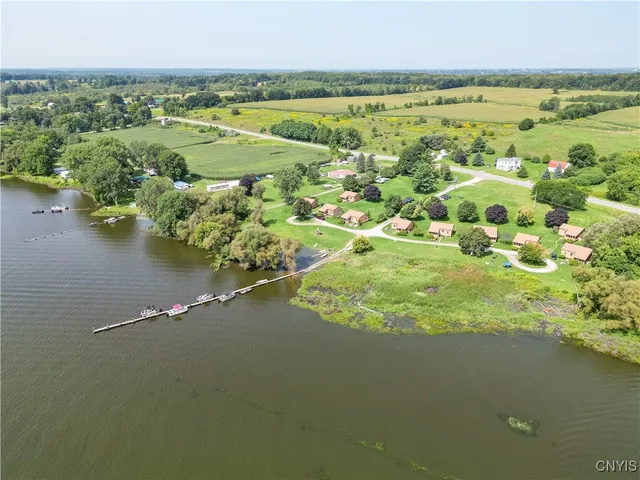 $699,000 | Undisclosed Address, Hammond, NY 13646