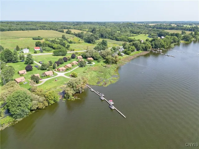 $699,000 | Undisclosed Address, Hammond, NY 13646