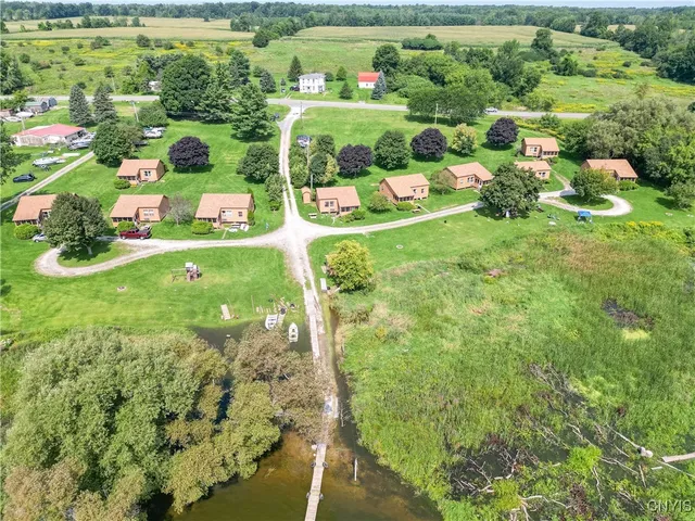 $699,000 | Undisclosed Address, Hammond, NY 13646