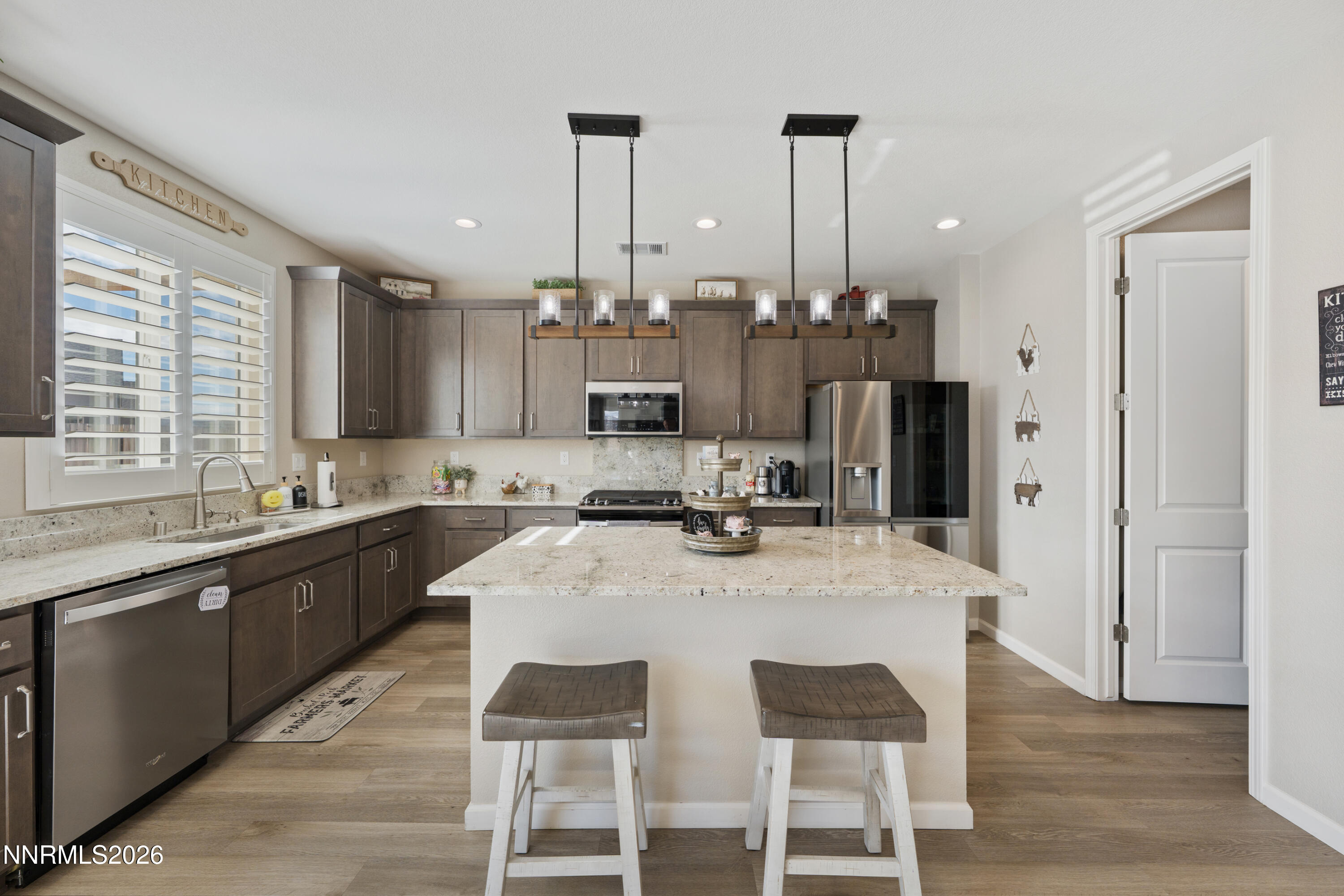 2131 Musselshell Court Sparks, NV 89436 - Photo 3 of 66 A7V09156