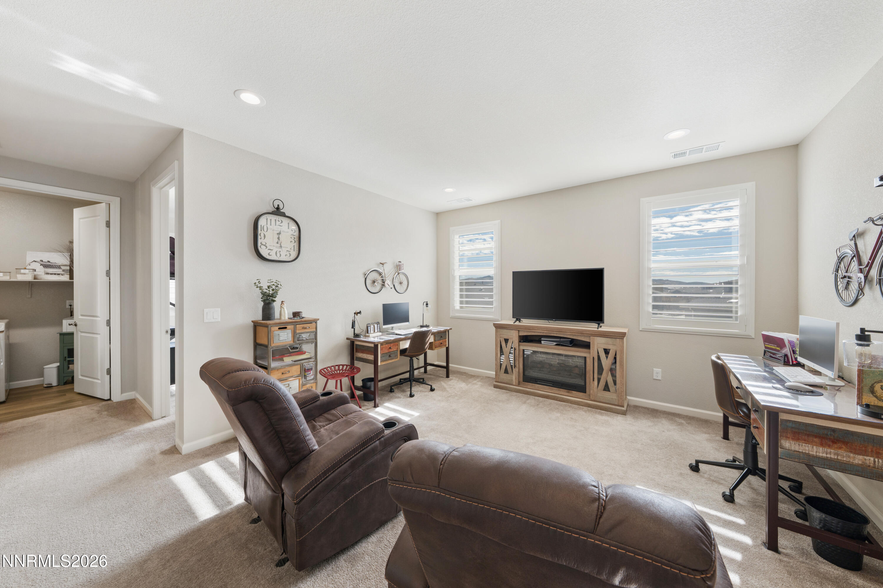 2131 Musselshell Court Sparks, NV 89436 - Photo 35 of 66 A7V09253