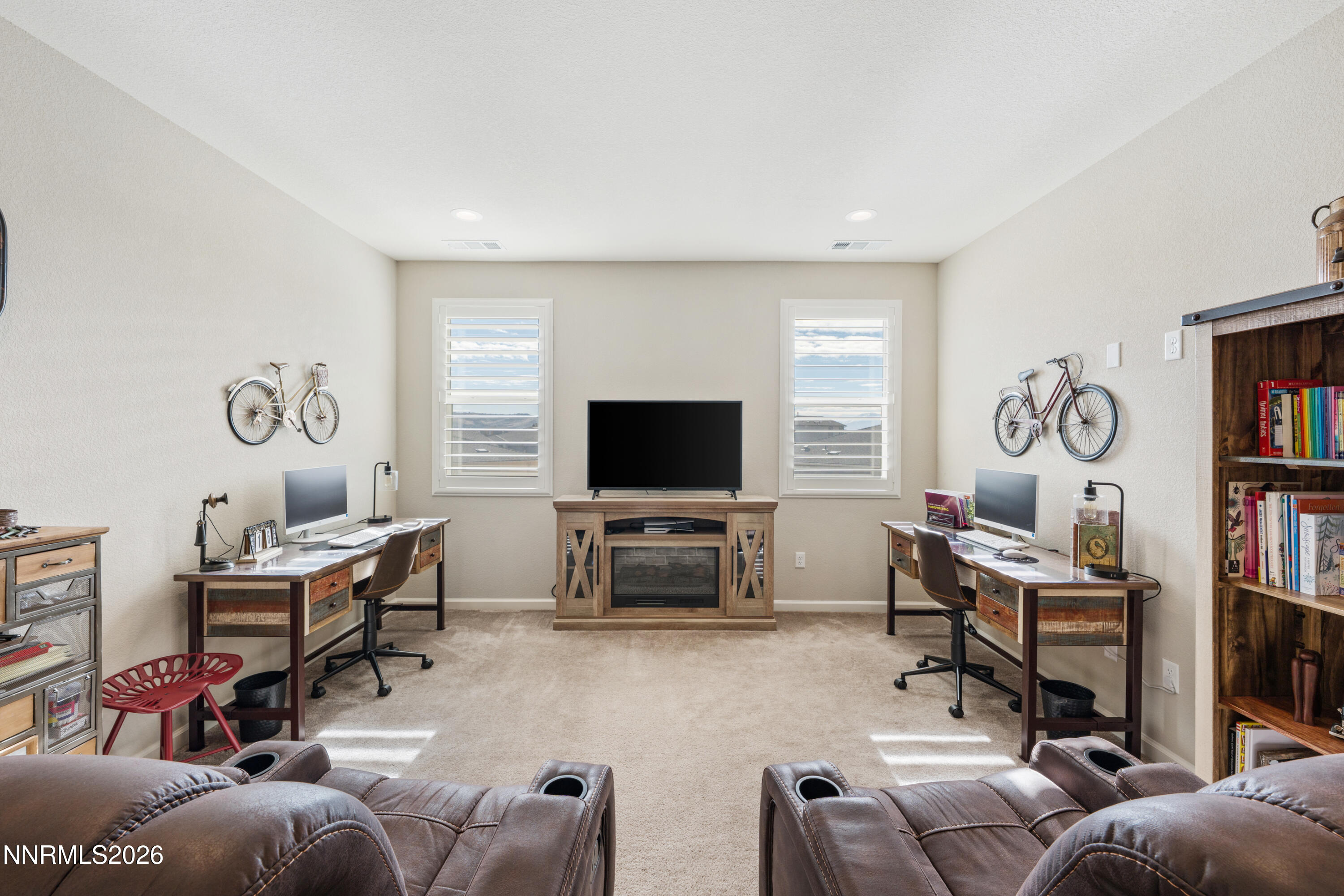 2131 Musselshell Court Sparks, NV 89436 - Photo 36 of 66 A7V09258