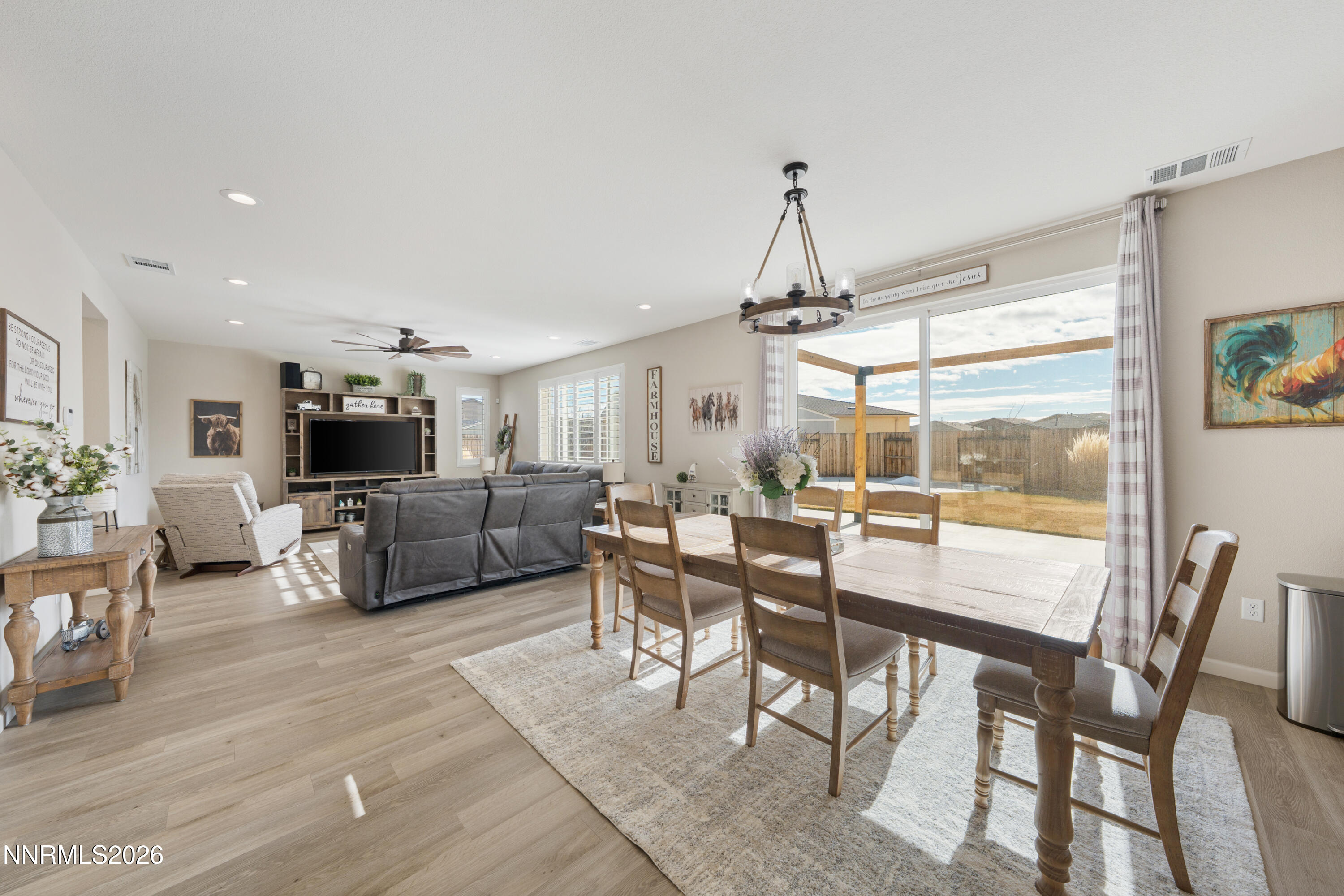 2131 Musselshell Court Sparks, NV 89436 - Photo 8 of 66 A7V09108