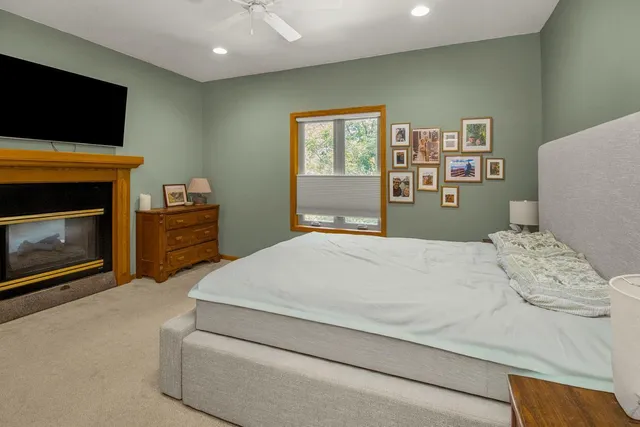 $639,900 | 360 E Street, Mendota, MN 55150