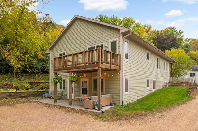 $639,900 | 360 E Street, Mendota, MN 55150