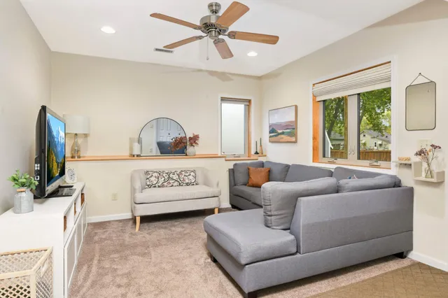 $639,900 | 360 E Street, Mendota, MN 55150