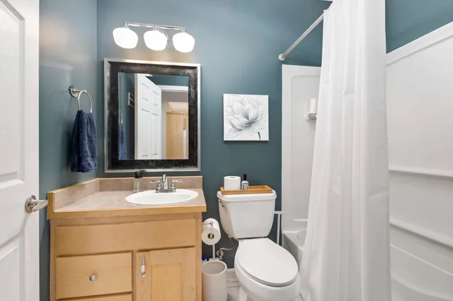 $639,900 | 360 E Street, Mendota, MN 55150