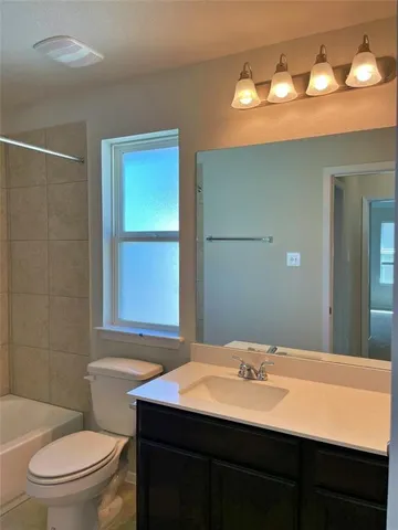 $2,100 | 6406 Pleasanton Parkway, Pflugerville, TX 78660