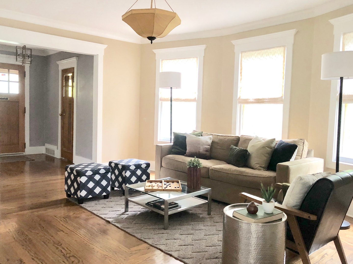 96 North Delaplaine Road Riverside, IL 60546 - Photo 8 of 25 a living room with furniture and a window