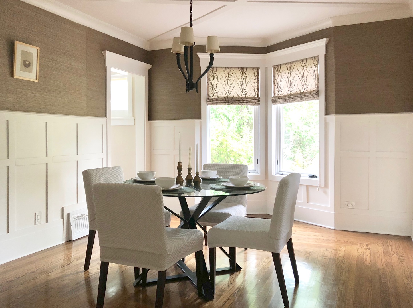 96 North Delaplaine Road Riverside, IL 60546 - Photo 9 of 25 a view of a dining room with furniture a chandelier and wooden floor