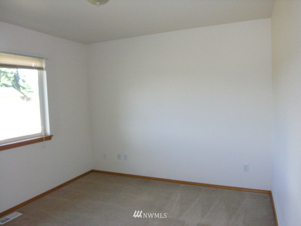 17931 Daryl Lane Southwest Rochester, WA 98579 - Photo 13 of 19