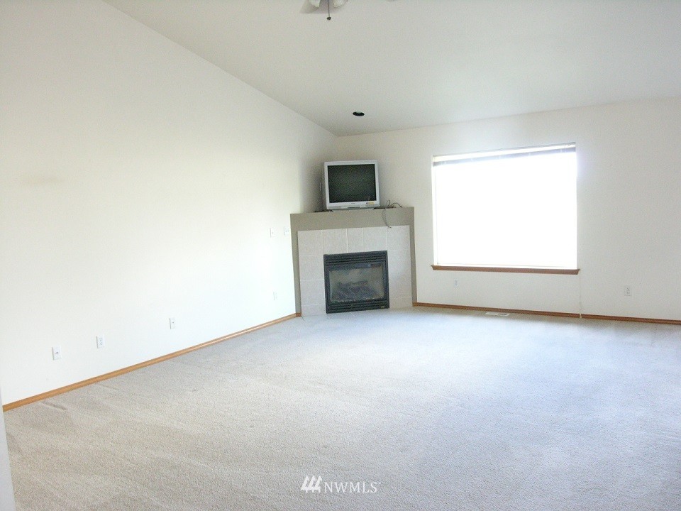 17931 Daryl Lane Southwest Rochester, WA 98579 - Photo 4 of 19
