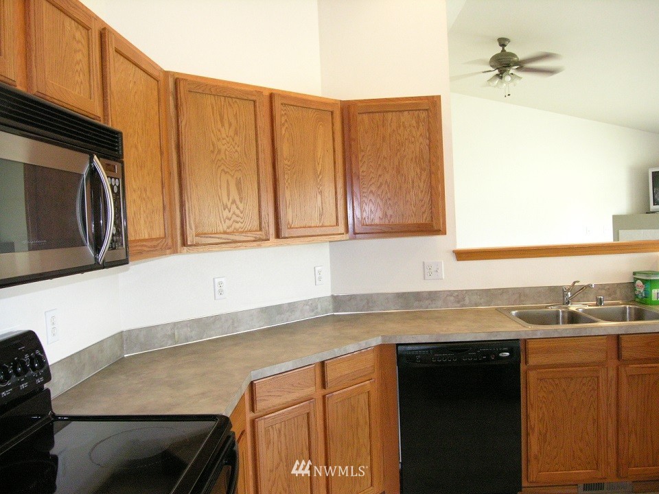 17931 Daryl Lane Southwest Rochester, WA 98579 - Photo 7 of 19