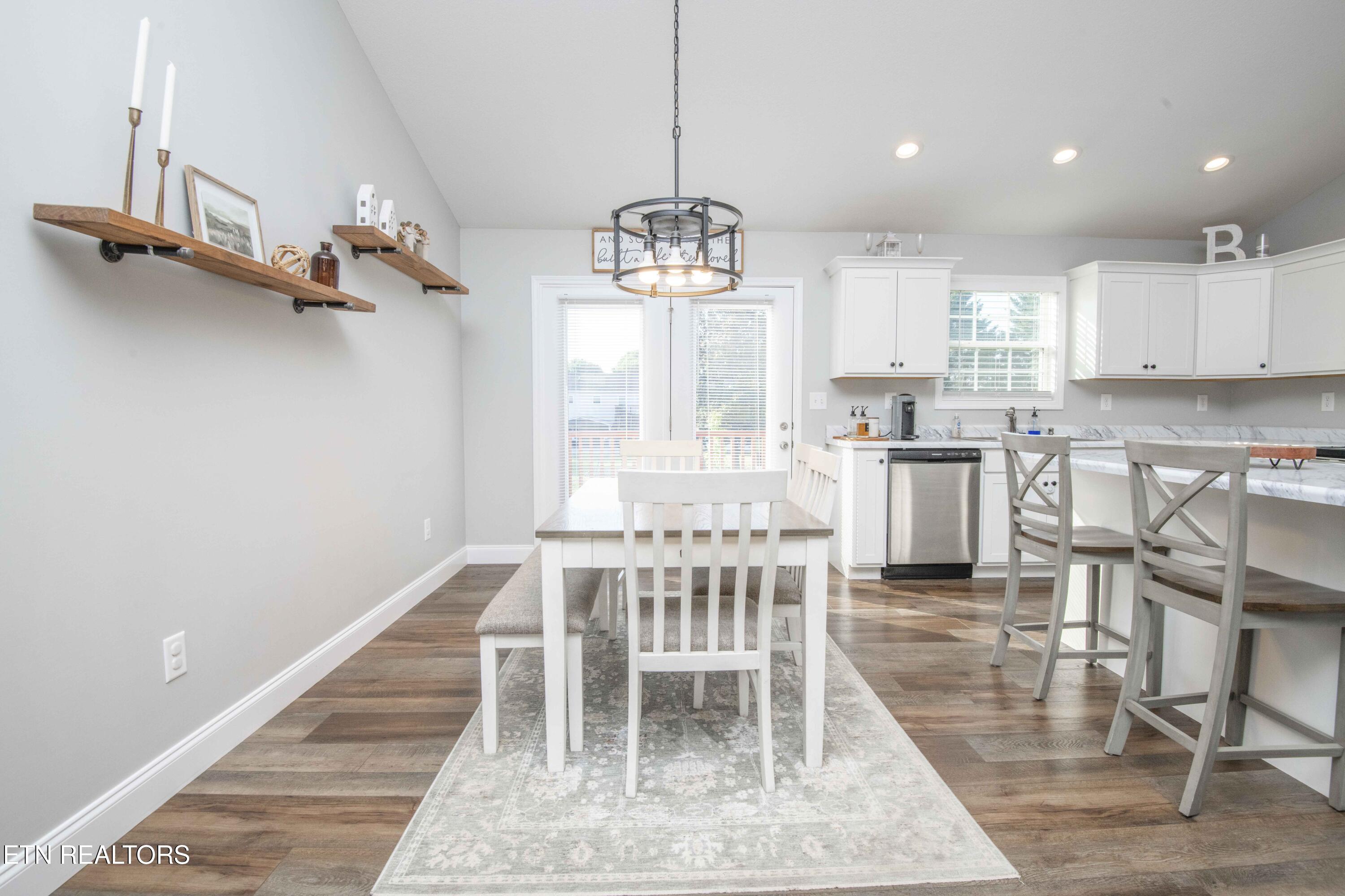 103 Scenic View Drive Corryton, TN 37721 - Photo 18 of 39 dining 2_1