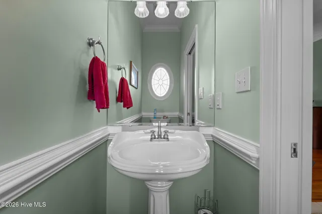 $525,000 | 122 Shaw Drive, Seven Lakes, NC 27376