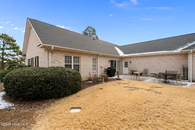 $525,000 | 122 Shaw Drive, Seven Lakes, NC 27376