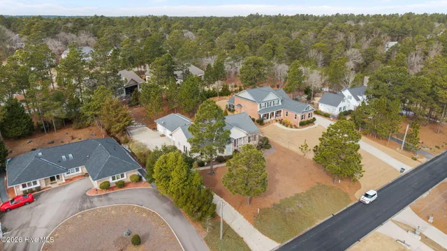 $525,000 | 122 Shaw Drive, Seven Lakes, NC 27376