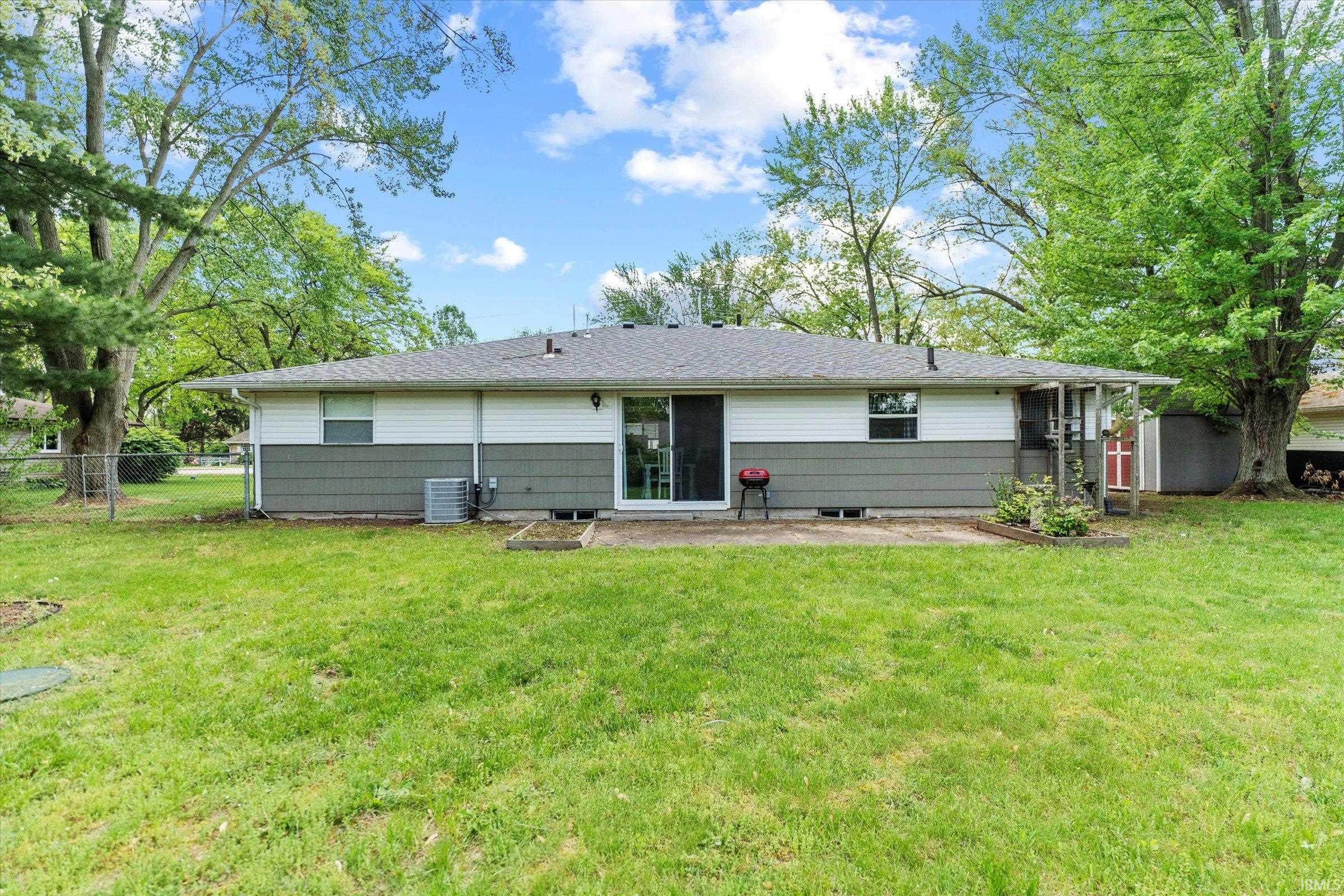 17495 Cleveland Road South Bend, IN 46635 - Photo 21 of 26