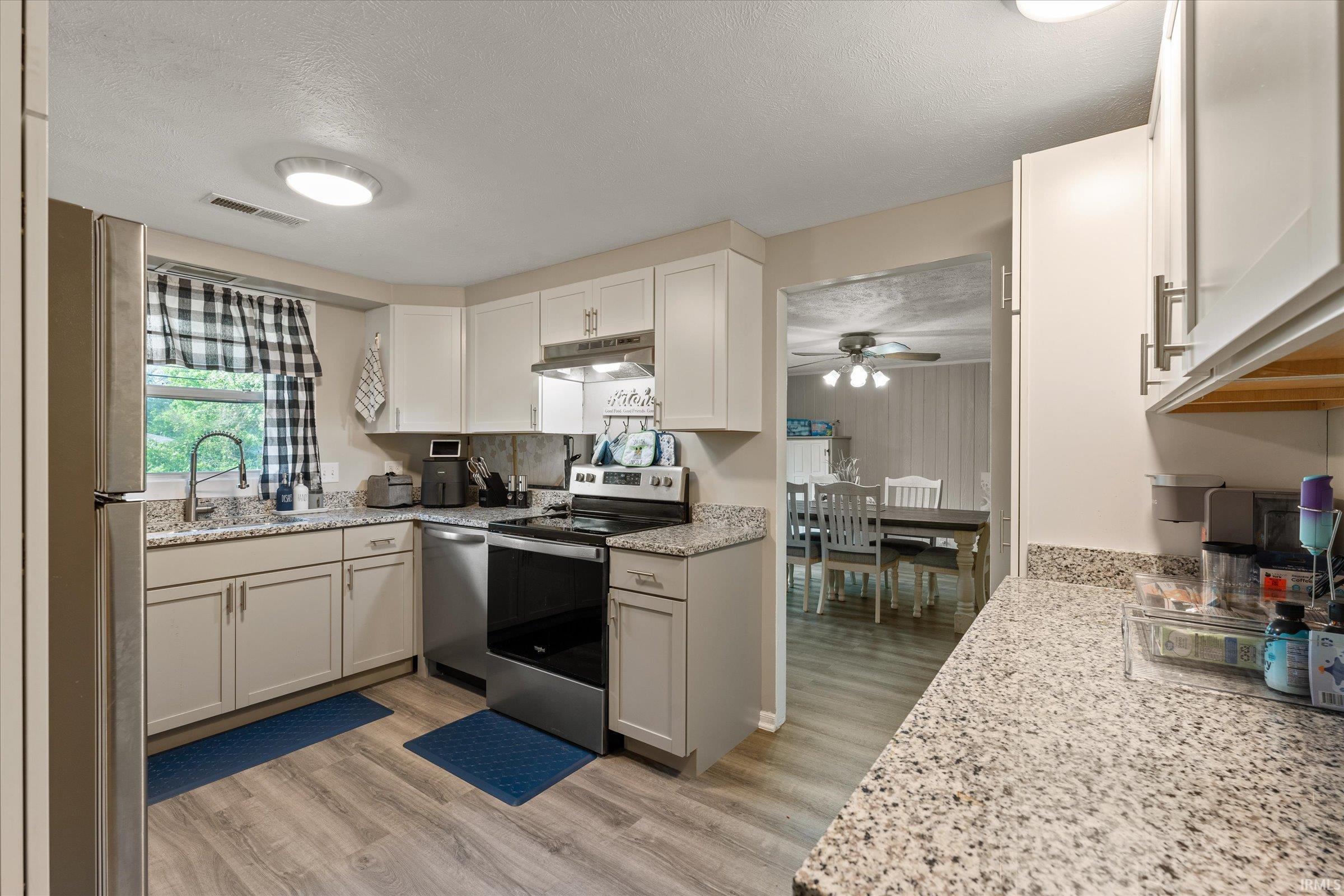 17495 Cleveland Road South Bend, IN 46635 - Photo 4 of 26