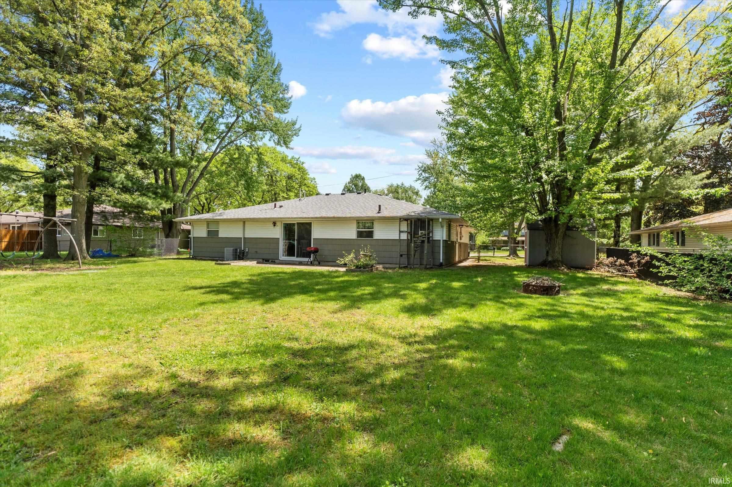 17495 Cleveland Road South Bend, IN 46635 - Photo 9 of 26