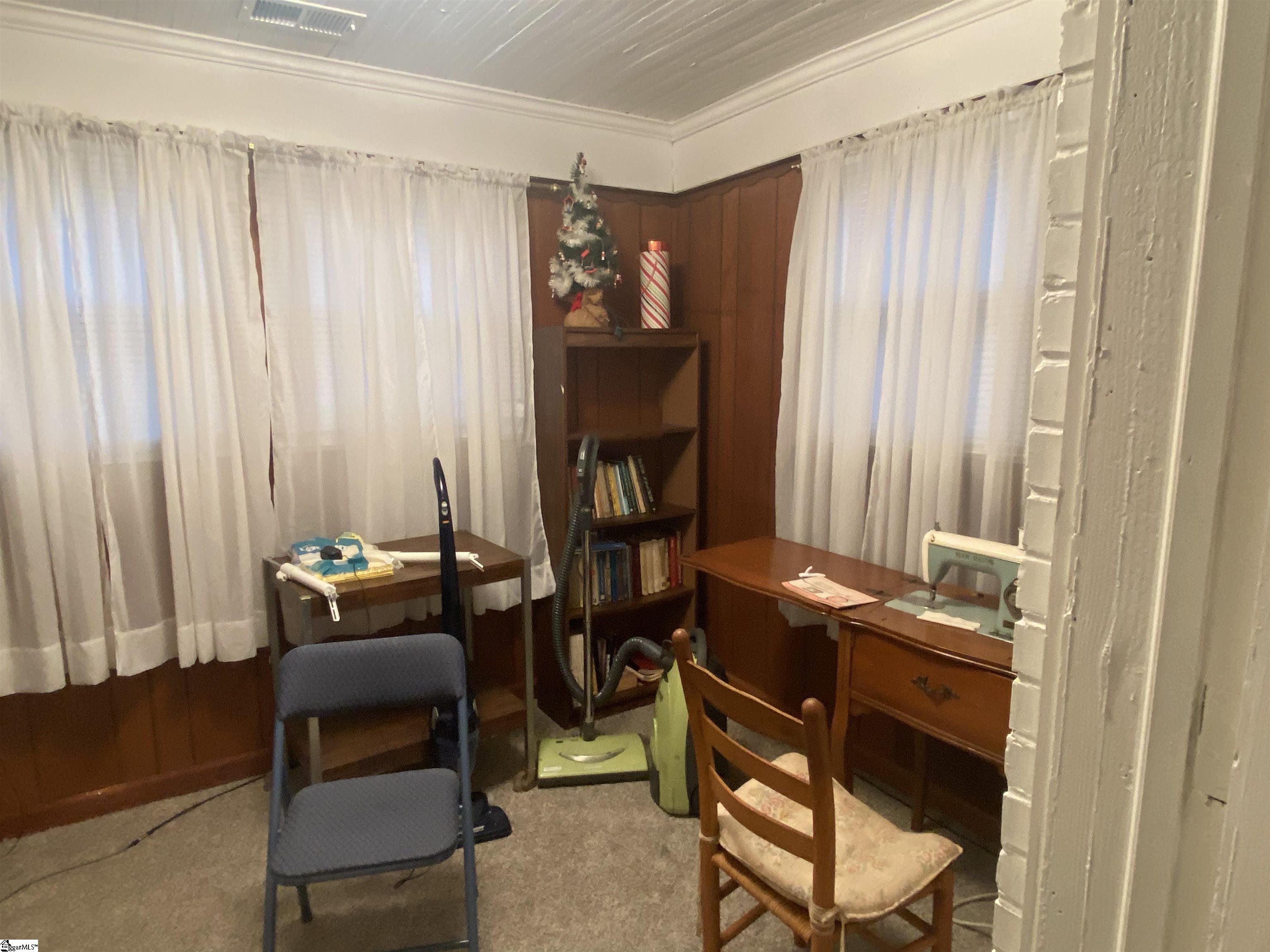 101 Jackson Street Clinton, SC 29325 - Photo 6 of 22 Gallery Image 6