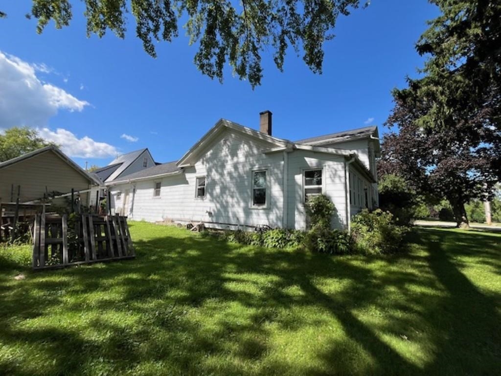 207 Main Street Fairwater, WI 53931 - Photo 6 of 24